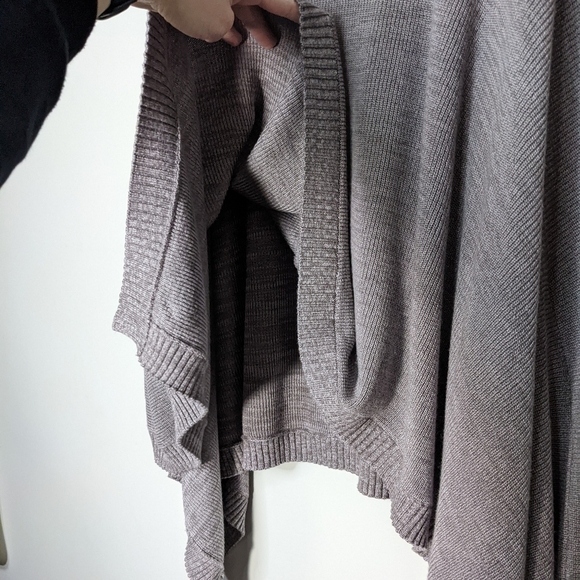 Lululemon Cashmere Divinity Shrug Lunar Rock Iced Iris Gray Poncho Cardigan - Picture 6 of 14